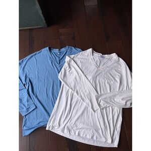 RipSkirt Hawaii Long Sleeve Tee lot of 2 Size M Blue White V-Neck Active